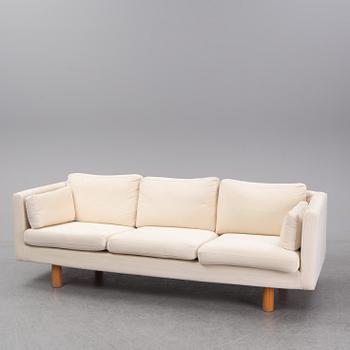 Soffa, Larsson Furniture.