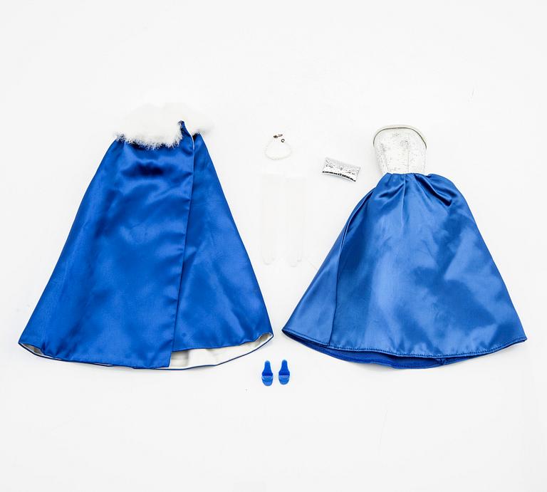 Barbiekläder 2 set. vintage "Barbie Gold N' Glamour", Mattel 1965. "Midnight Blue" Mattel 1965.