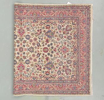 MATTA, Kirman, semiantik. Ca 229x150 cm.