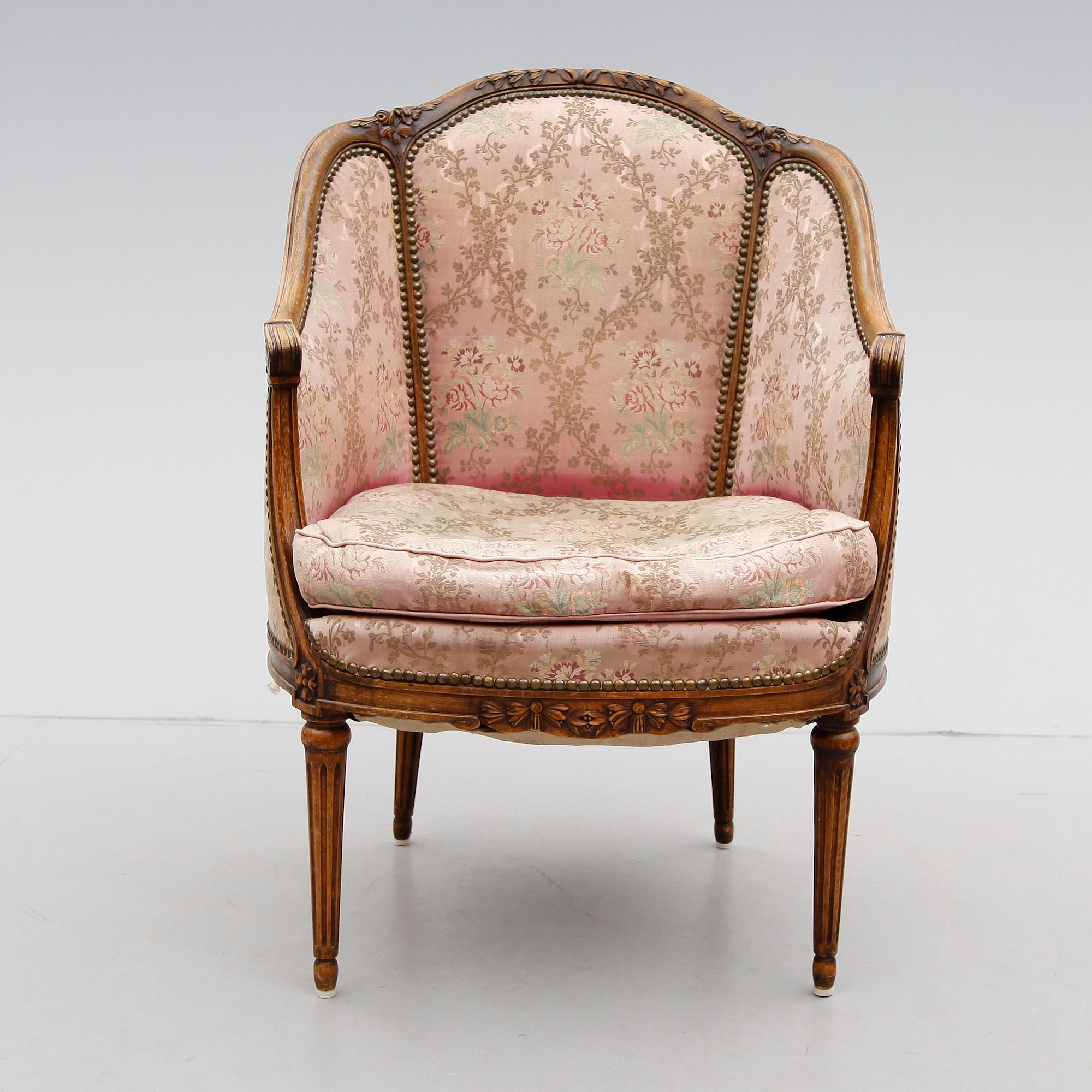 BERGÈRE, Louis XVI-stil, 1900-talets första hälft.