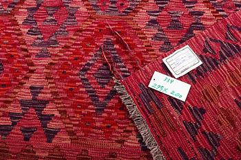 A Kilim carpet, c. 295 x 200 cm.