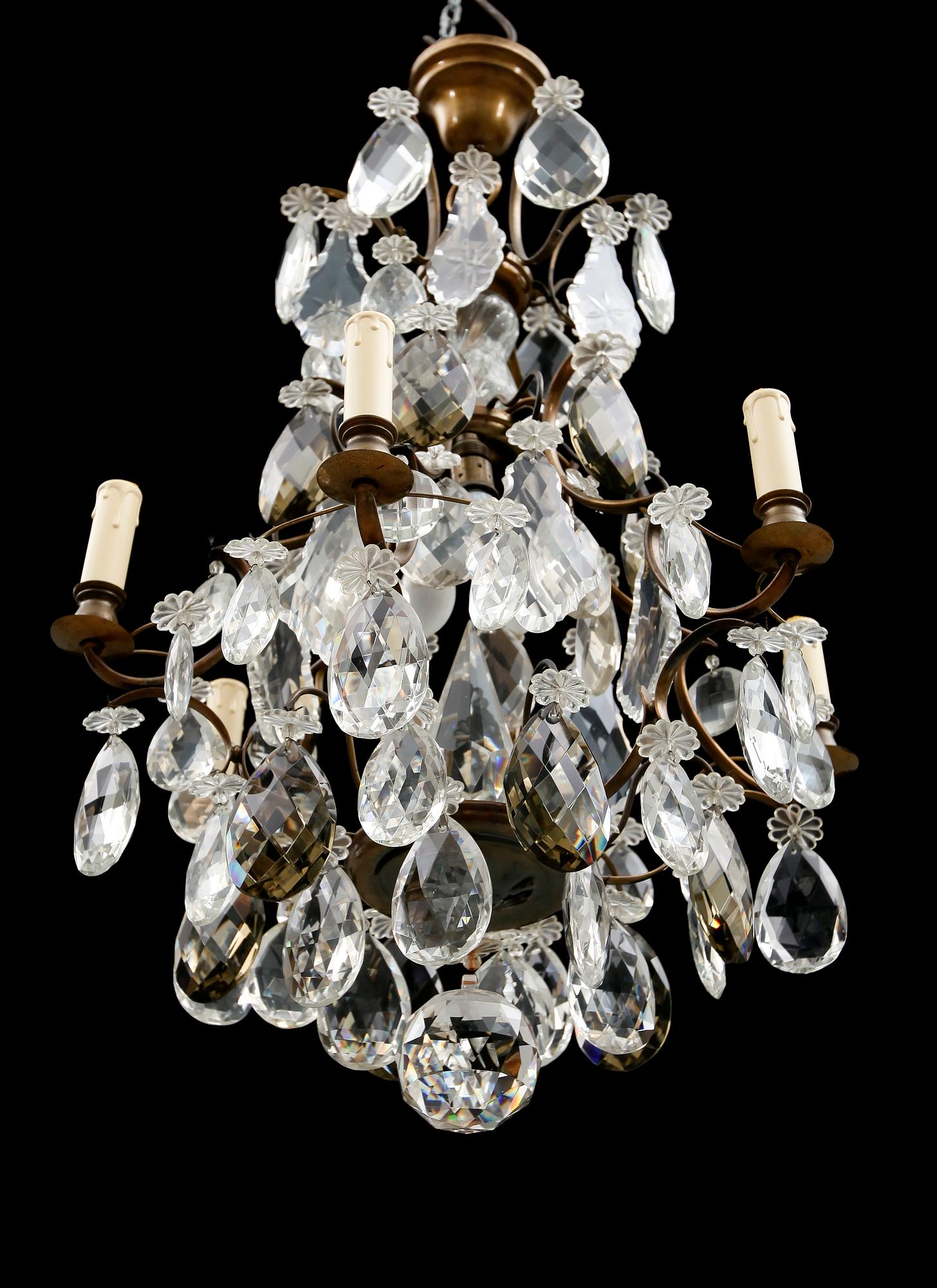 LJUSKRONA, barockstil, 1900-talets andra hälft. Höjd 84 cm.