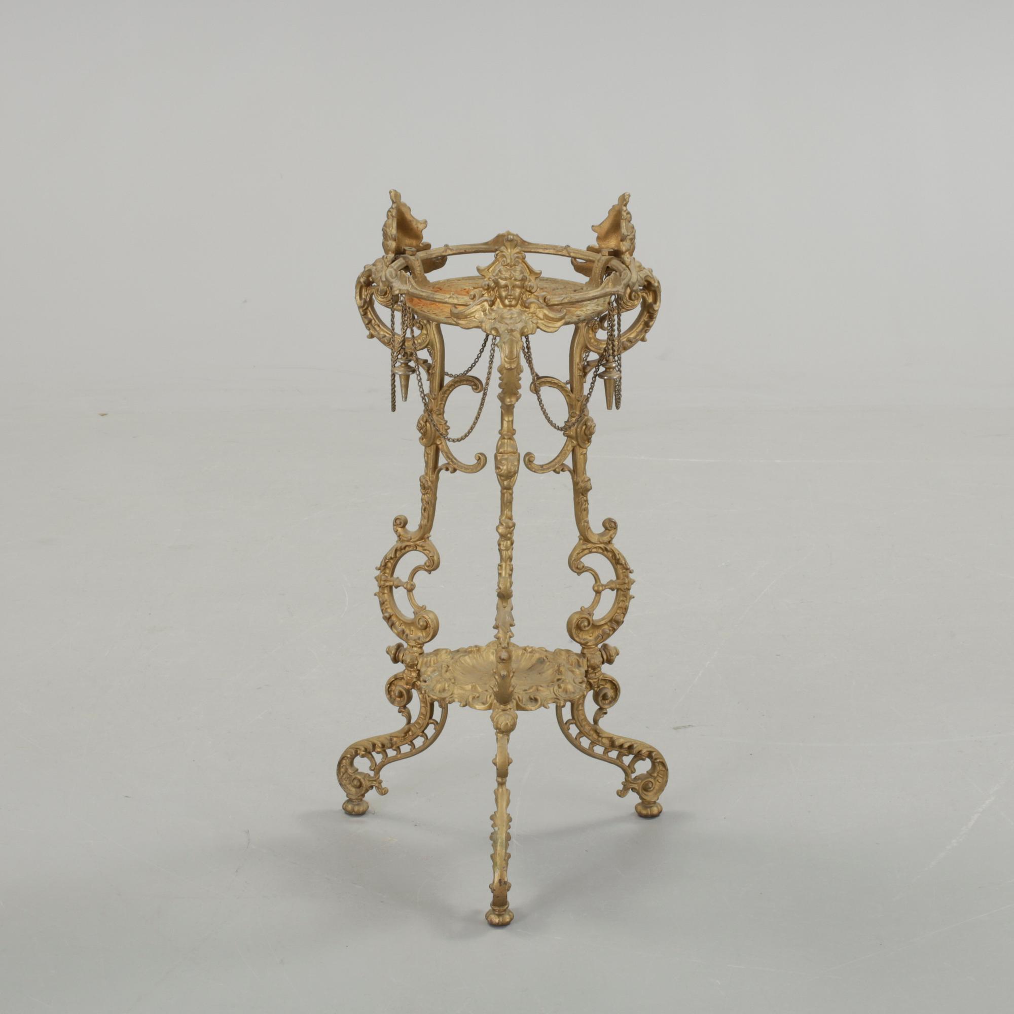 PIEDESTAL, gjutjärn, eklektisk stil, 1900-talets början.