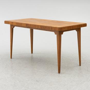 Svante Skogh, a Swedish Modern coffee table, Bodafors, Sweden, 1940's.