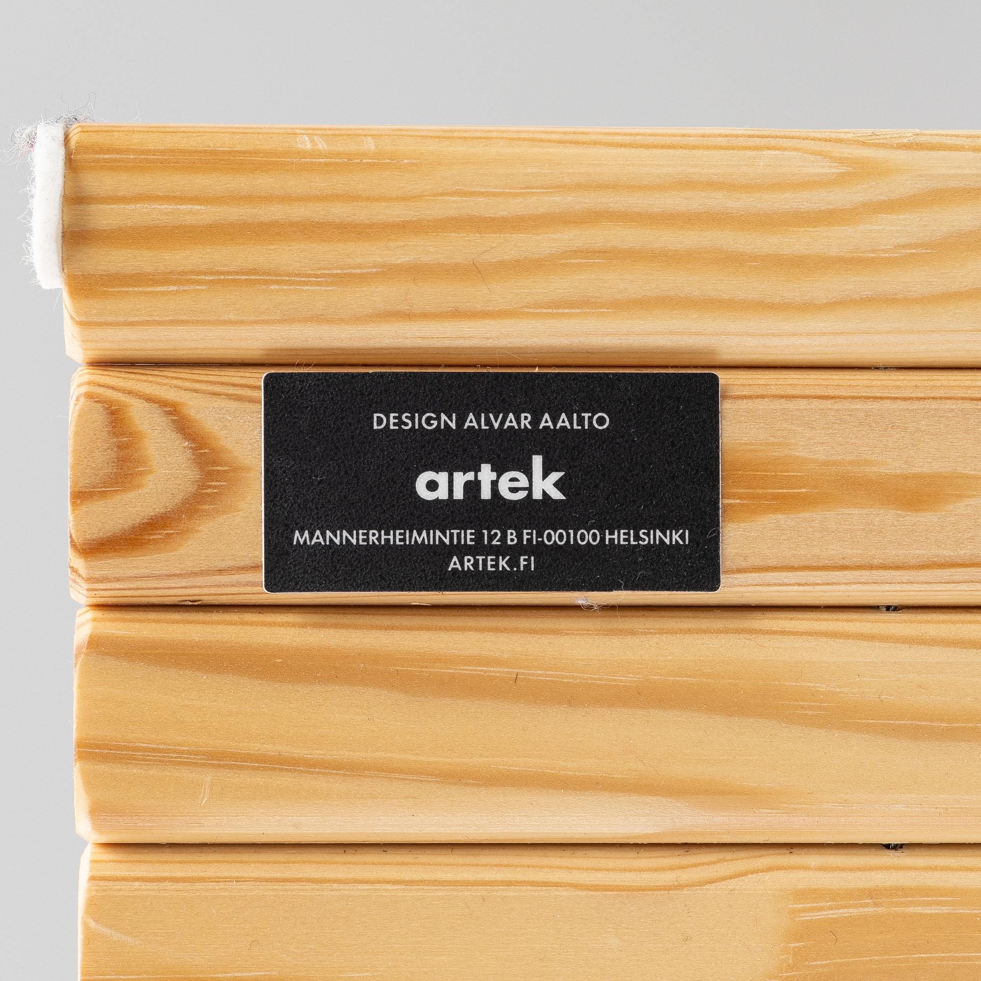 Alvar Aalto, a model 100 screen/room divider, Artek, Finland, 21st century.