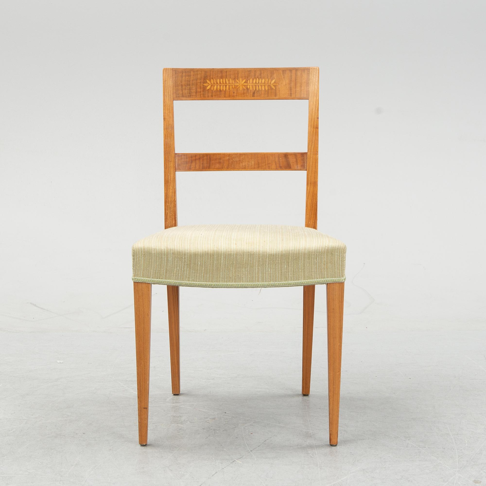 A set of six oak chairs decorated with walnut veneer and inlay, Mobilia Malmö.