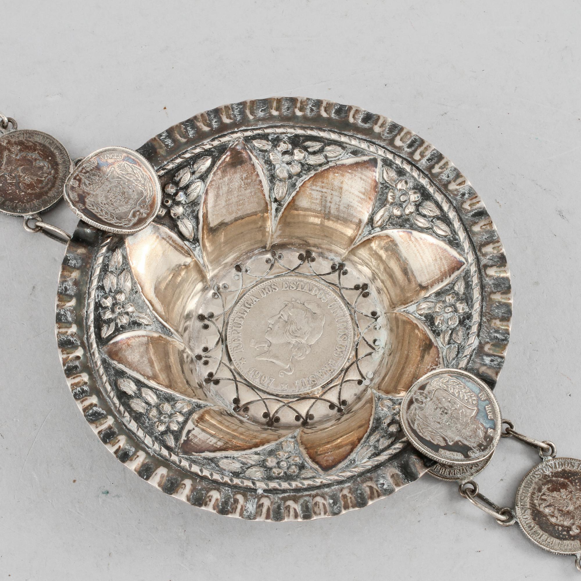ASKFAT, silver, Brasilien, 1900-talets mitt, total vikt 205 g.