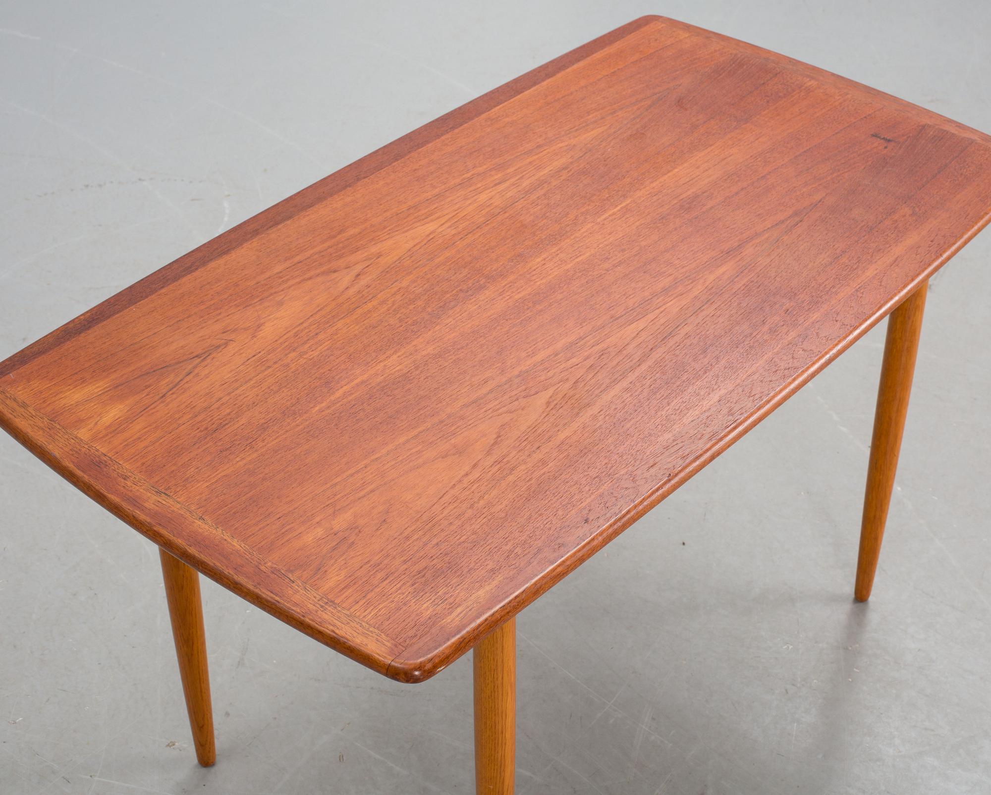 SOFFBORD, teak. A-B Lamhults möbler, 1900-talets mitt.