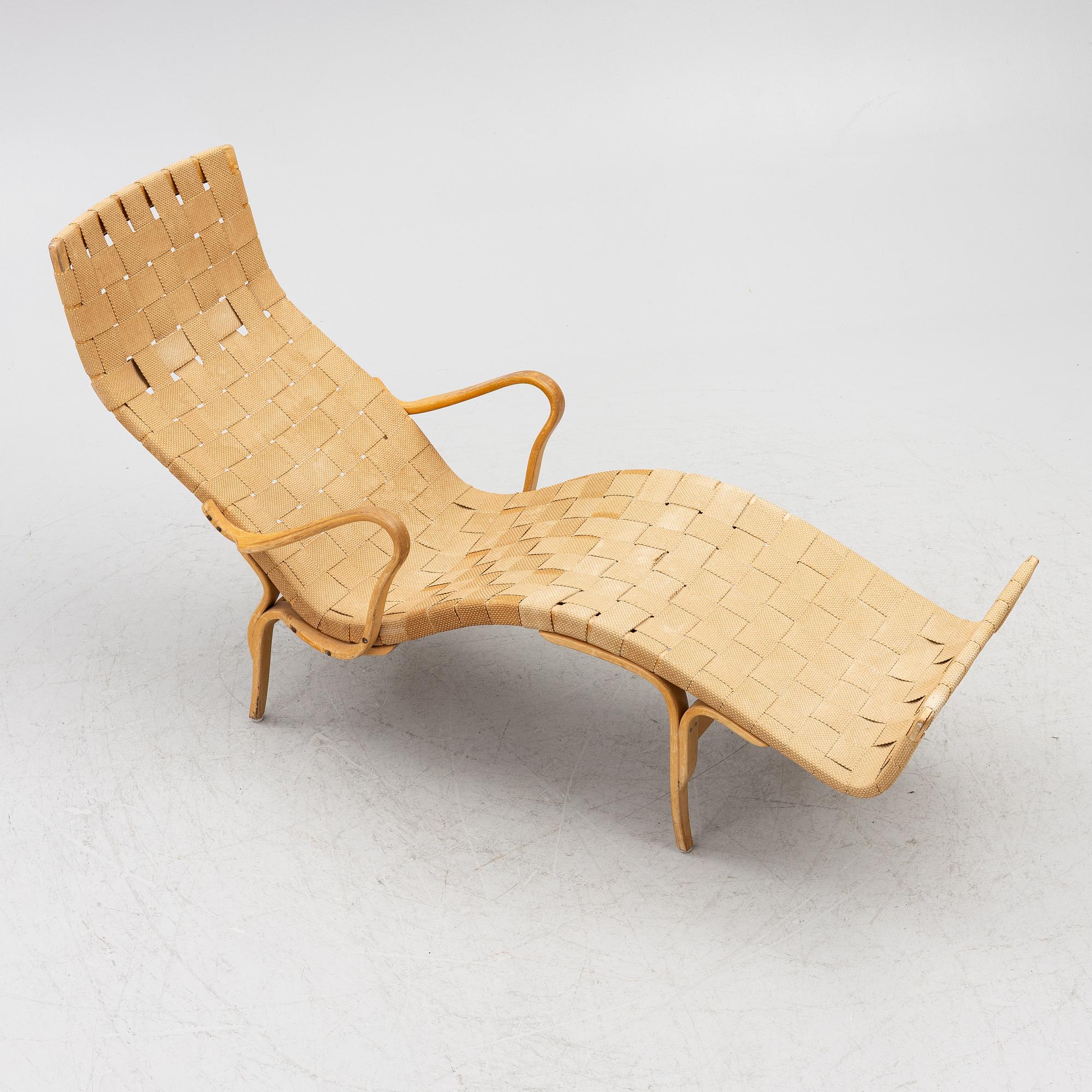 Bruno Mathsson, Lounge chair “Pernilla”, Firma Karl Mathsson, 1944.