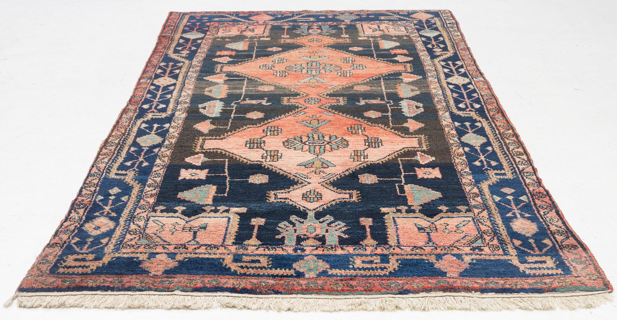 Rug, Northwest Persian, approx. 295 x 153 cm.