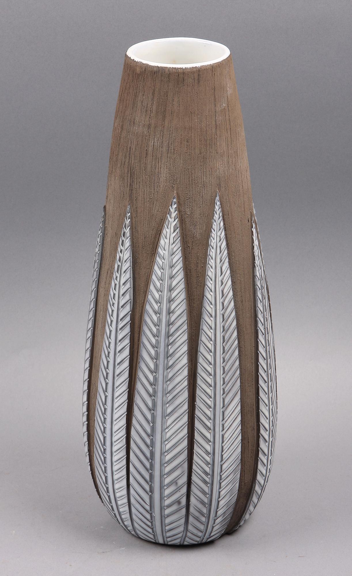 VAS, keramik, Uppsala Ekeby, Anna 
Lisa Thompson.