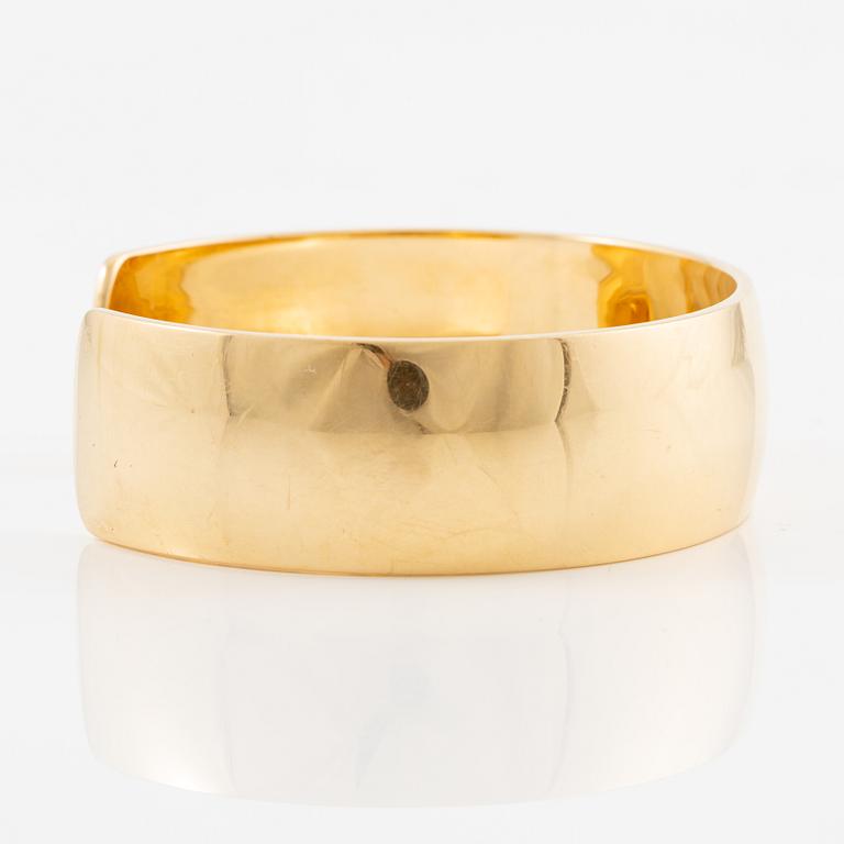 Sigurd Persson, a bangle, 18K gold, Stockholm 1973.
