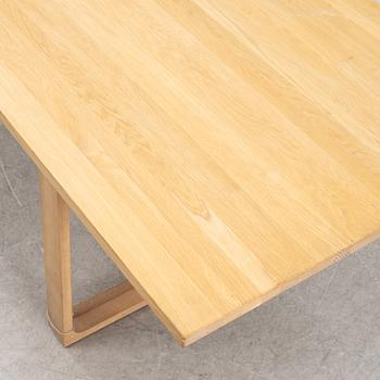 Cecilie Manz, an 'Essay CM 22" dinig table, Fritz Hansen, Denmark.