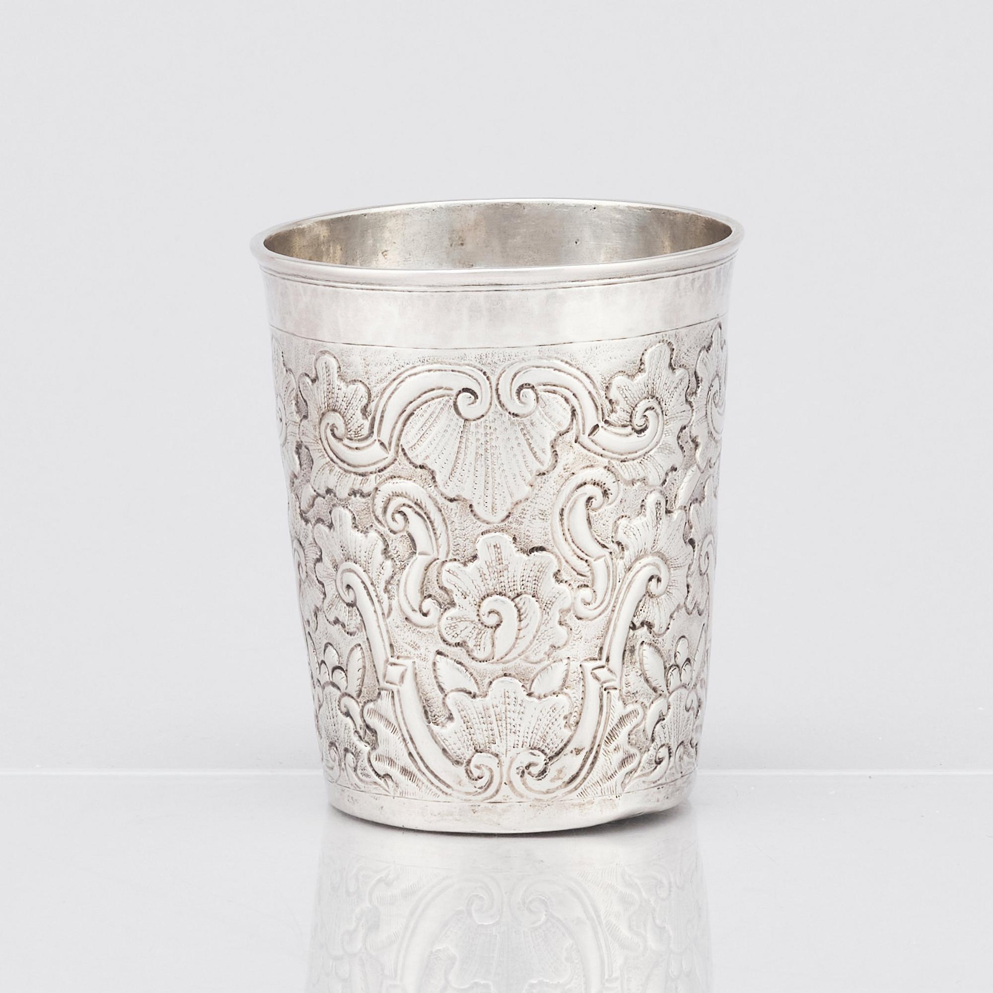 A Russian silver beaker, undidentified makers mark, Moscow 1752.