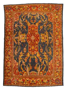 A carpet, antique Ziegler Mahal, ca 452 x 321 cm.