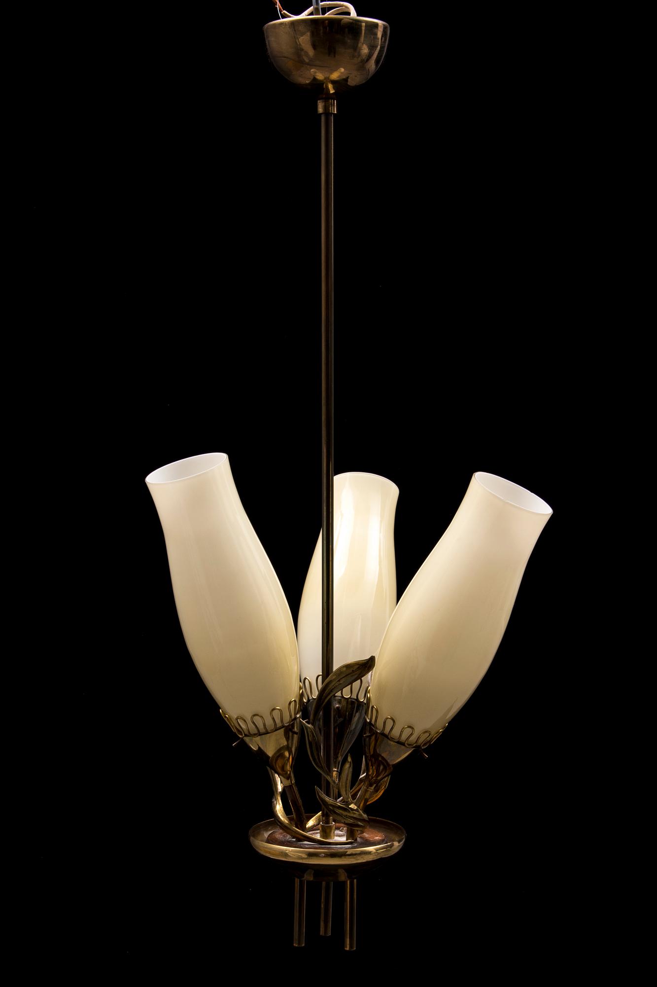 KATTOVALAISIN, malli 51122, merkitty Idman, 1900-luvun puoliväli. Korkeus 70 cm.