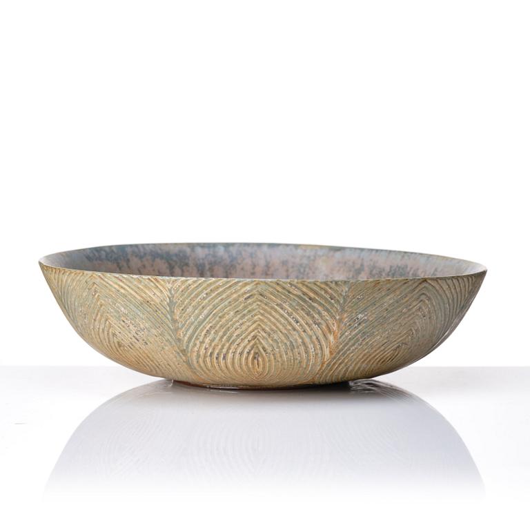 Axel Salto, a stoneware "fluted style" stoneware bowl, Denmark 1933.