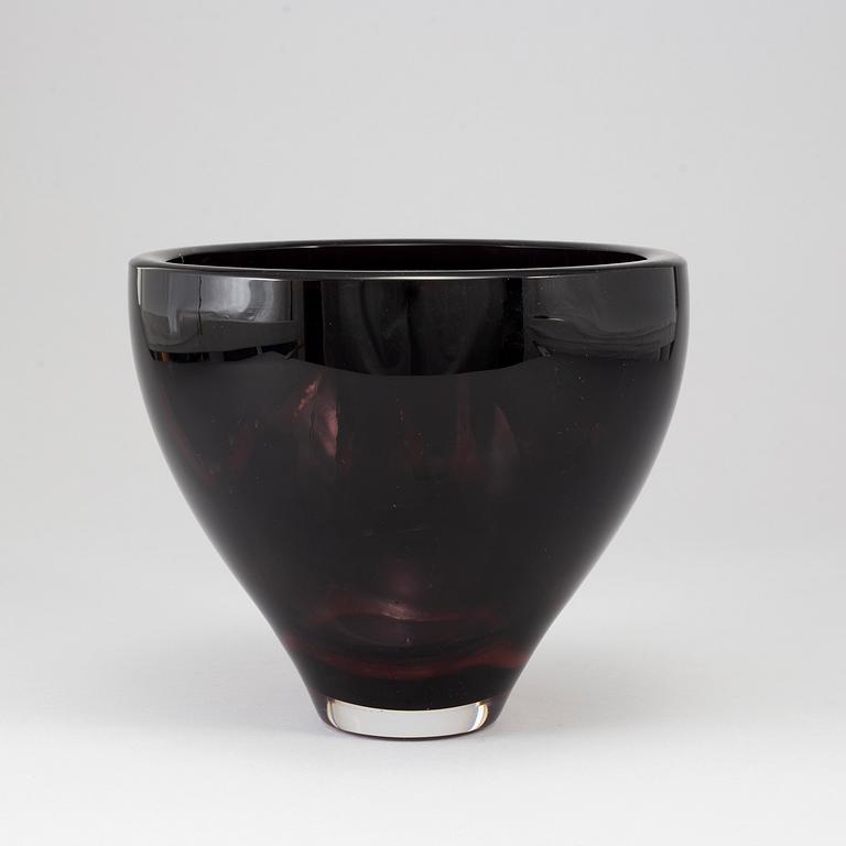 JAN JOHANSSON, a glass bowl, Orrefors, Sweden 1989.