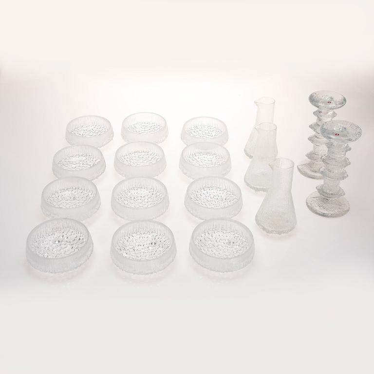 SERVISDELAR, 17 st, Ultima Thule och Festivo, Iittala.
