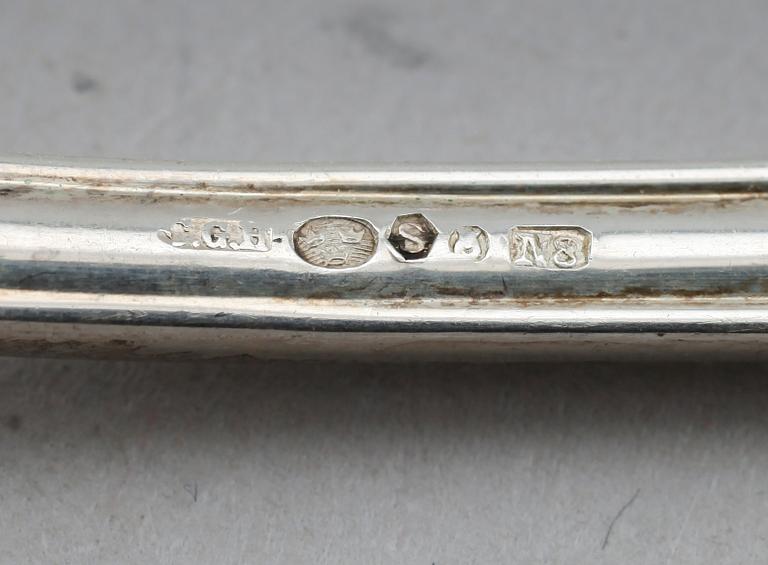 BESTICK, 34 delar, silver, CG Hallberg, Stockholm 1939. Vikt med stålblad ca 1945 g.