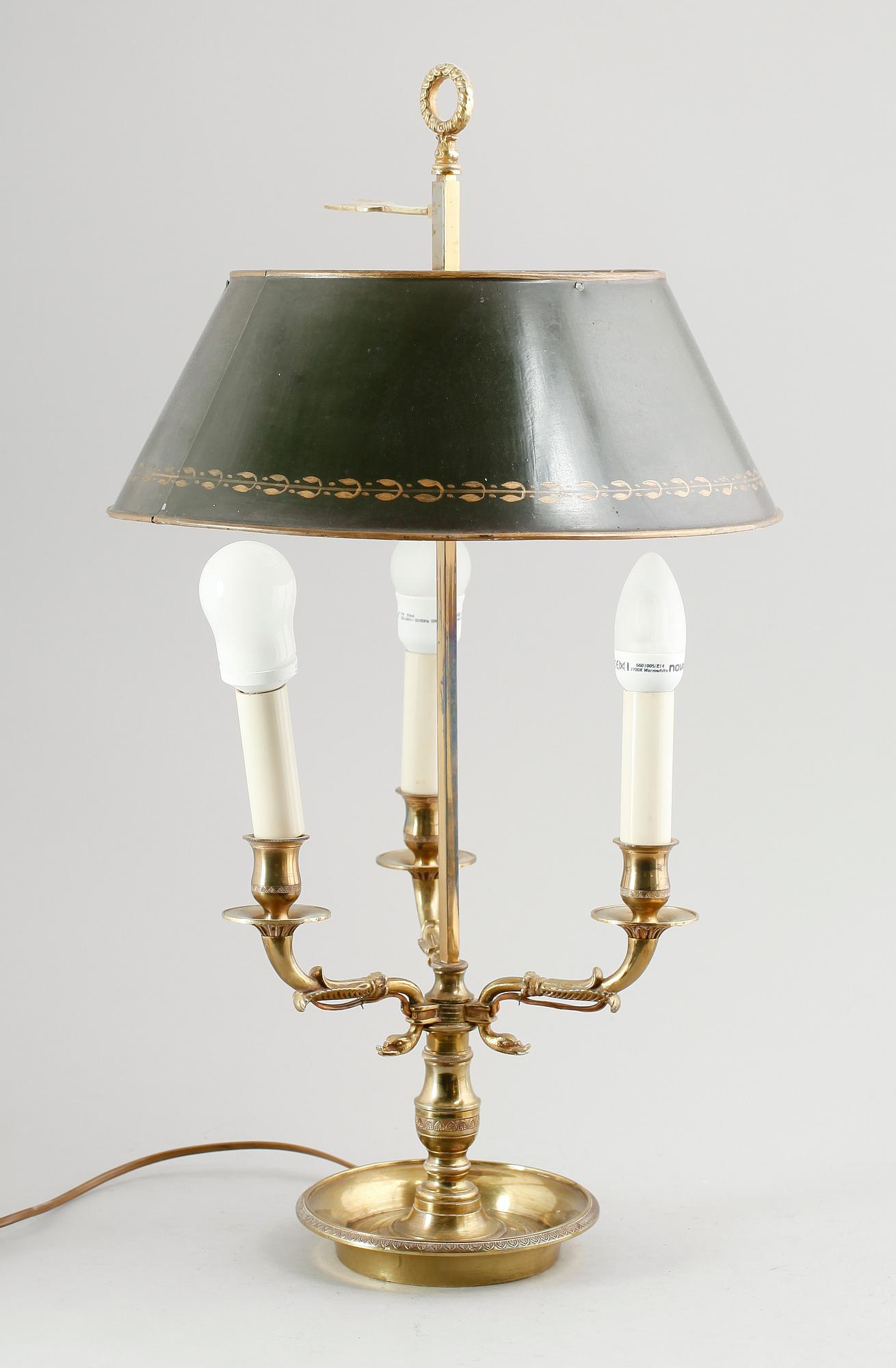 BOUILOTTELAMPA, mässing och grönlackerad plåt, 1900-talets första hälft.