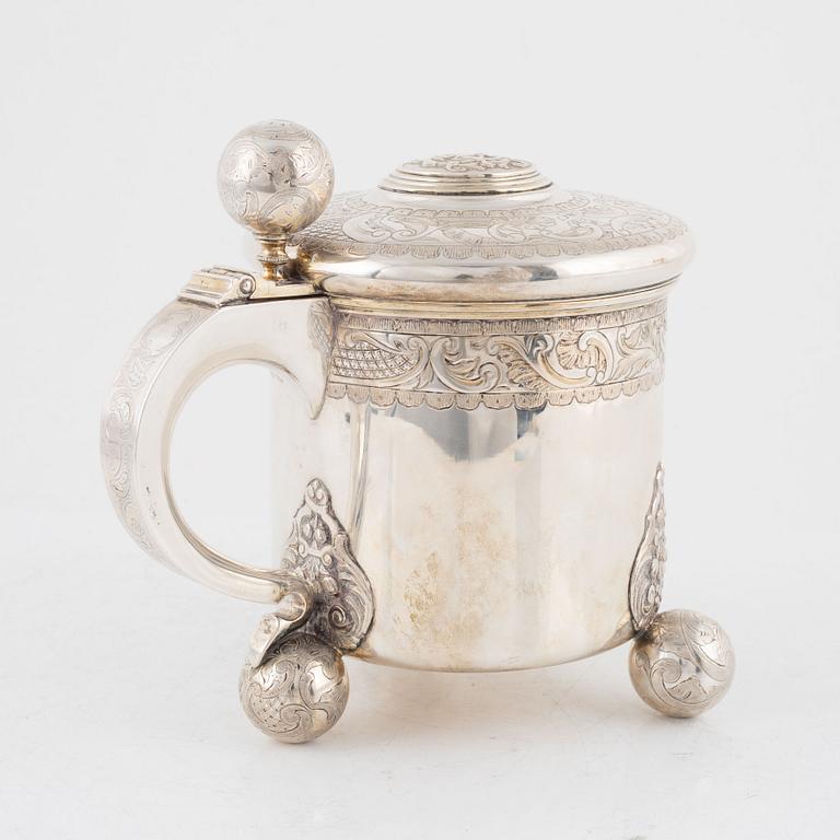 A Swedish silver Baroque style tankard, mark of CG Hallberg, Stockholm 1904.