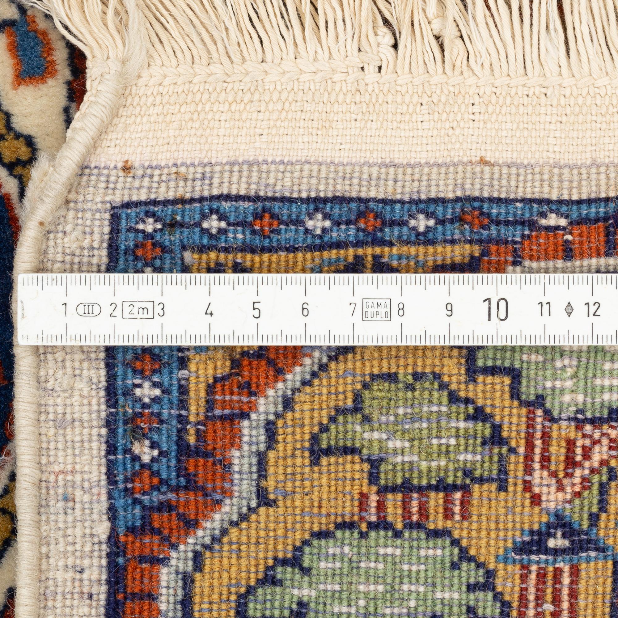 An old Sarouk rug, c. 157 x 105 cm,