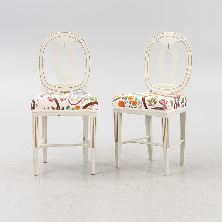 A pair of Gustavian chairs, early 19th Century.