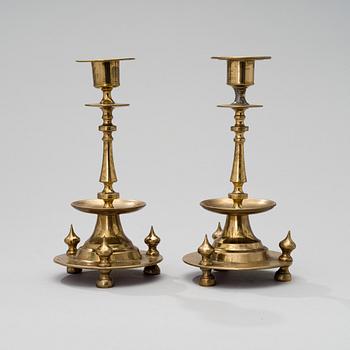 LJUSSTAKAR, mässing. Ryssland.