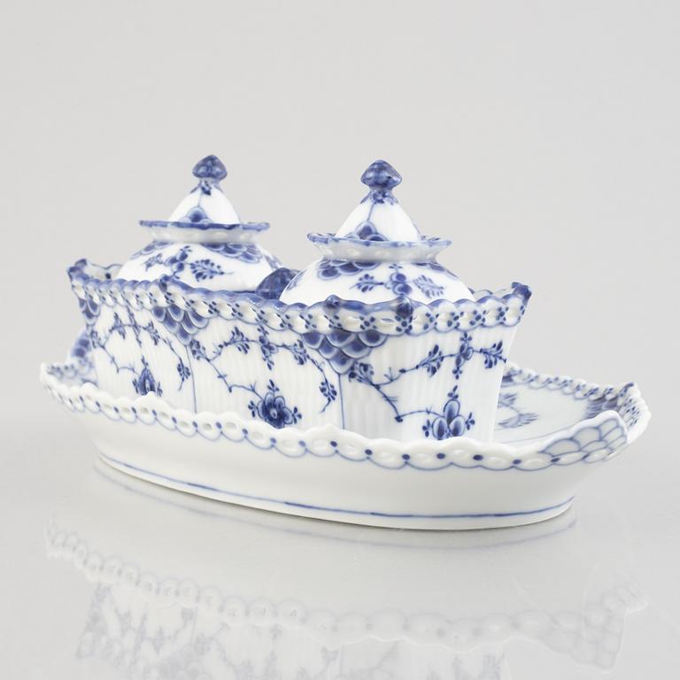 A 'Blue Fluted Full Lace' / 'Musselmalet' porcelain desk set with two inkwells, Royal Copenhagen, model 1063, 1893-1900.