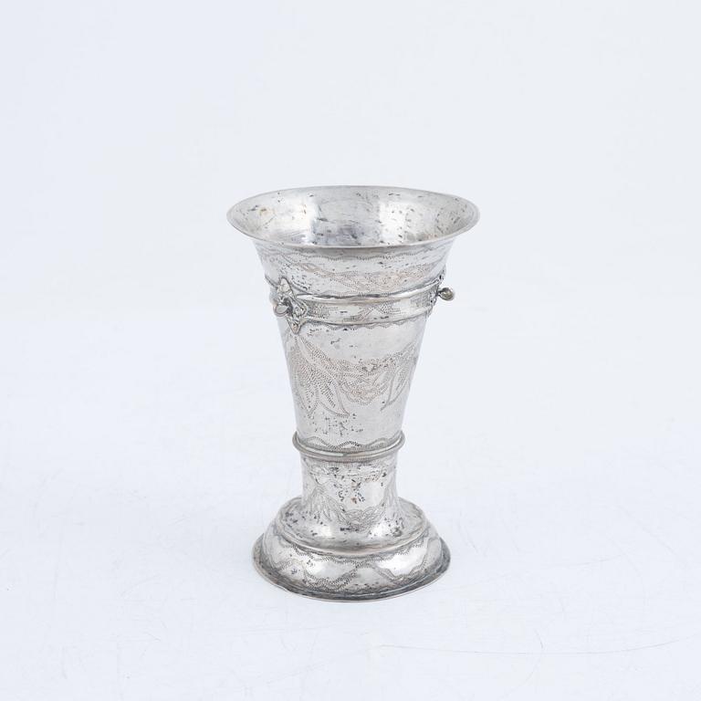 A silver beaker, Sweden, 1968 or 1870.