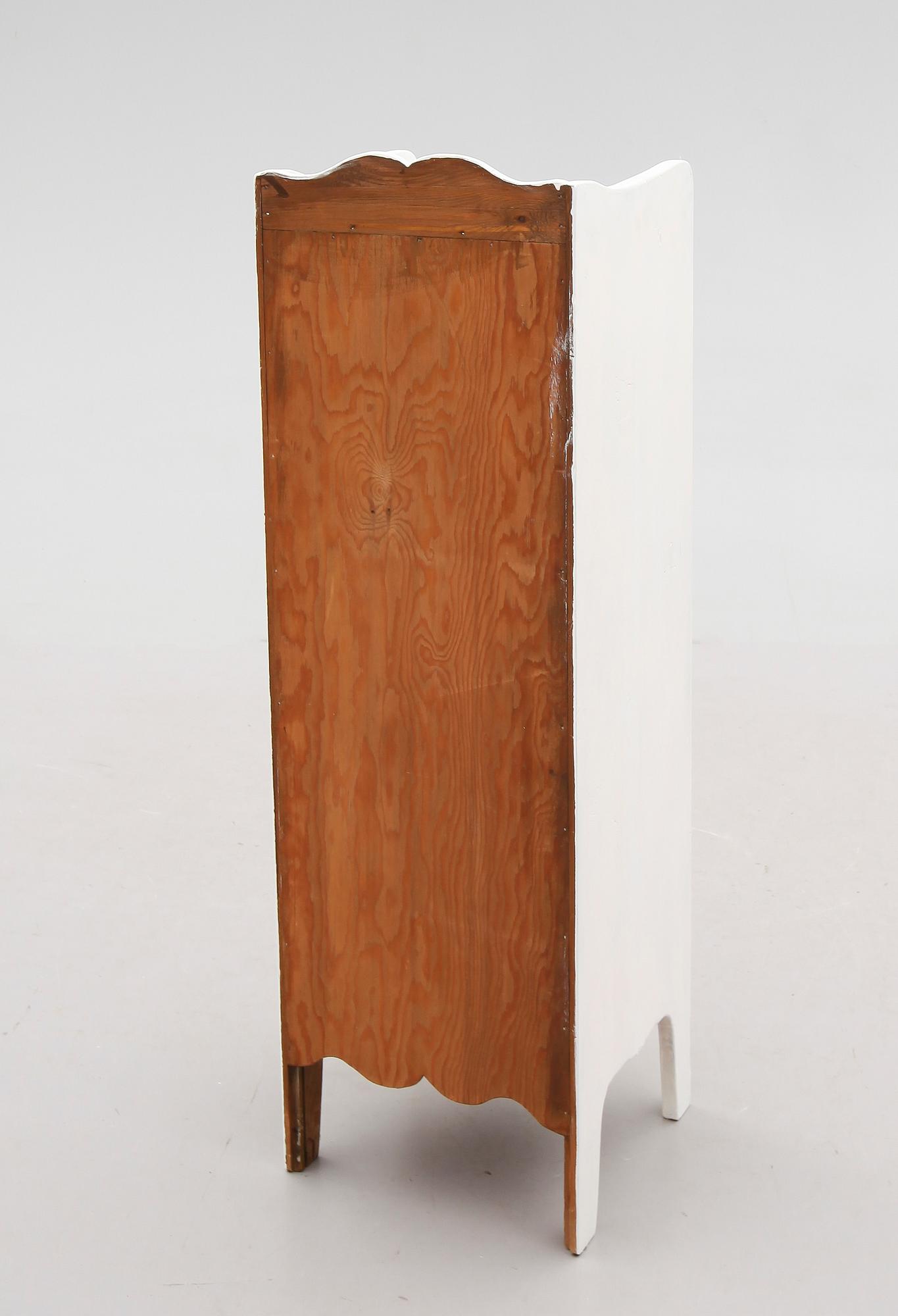 LÅDFACK/BYRÅ, 1900-talets första hälft.