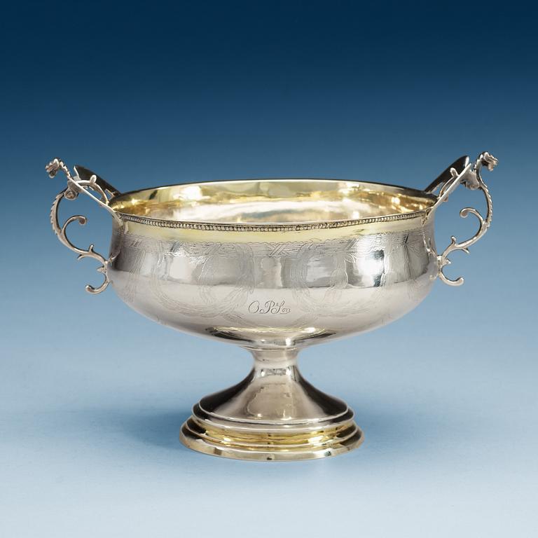 A Swedish 18th century parcel-gilt bowl, makers mark of  Nils Grubb, Hudiksvall 1785.