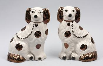 PARHUNDAR, porslin. Engelsk stil.
