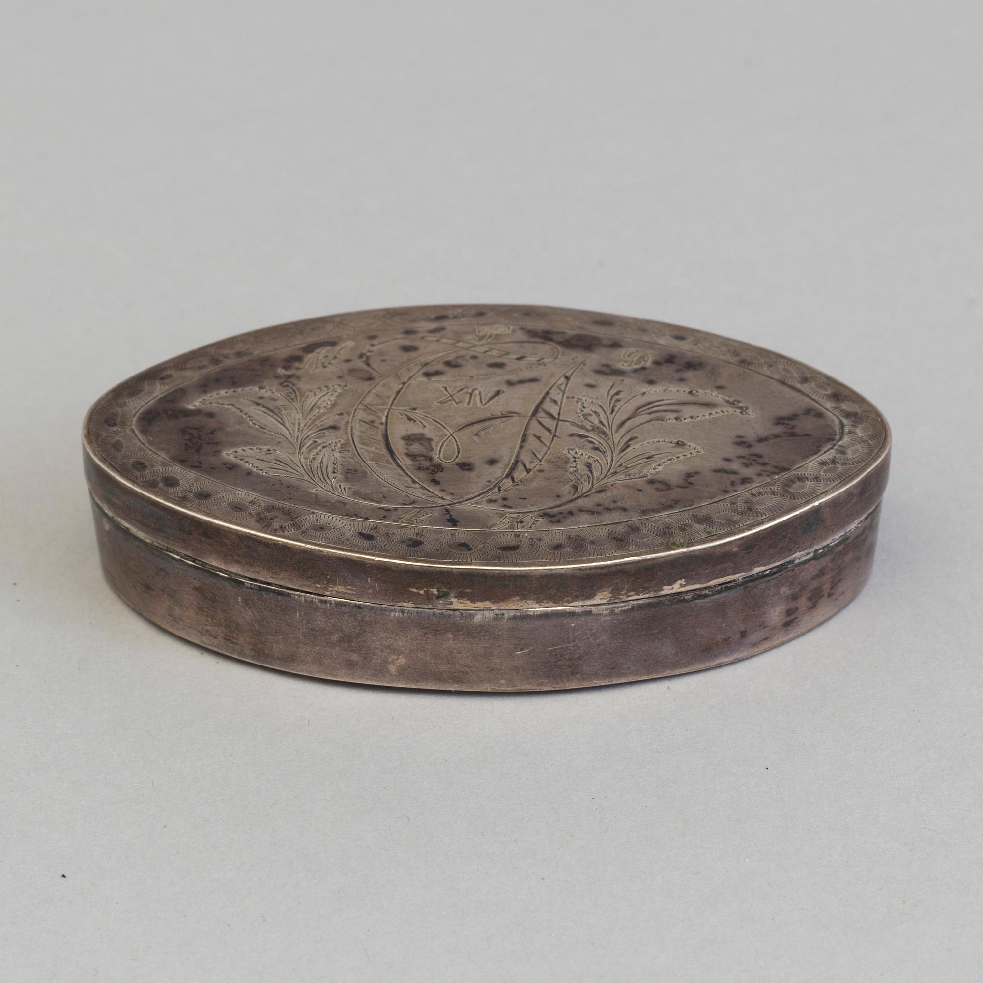 A 1820s silver snuff box by N I Hagman, Sundsvall, Sweden.