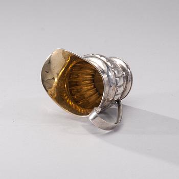 MJÖLKKANNA, silver, Johan Alfred Appelgren, Åbo 1899. Ca 116 g.