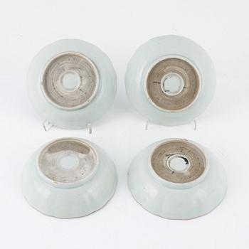 Four Japanese porcelain bowls, 20th Century.