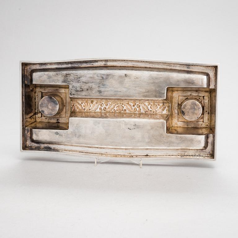 A silver ink stand, maker's mark of Iisakki Saha, Pori Finalnd 1921.