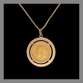 A PENDANT, gold coin Edward V 1912, 18K gold chain. Weight 52.2 g.