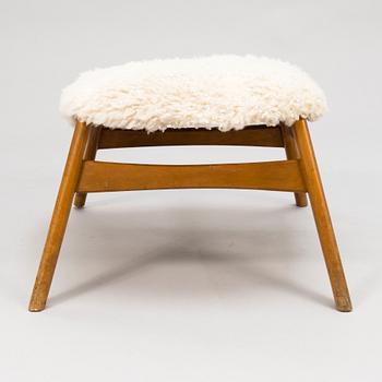 CARL GUSTAF HIORT AF ORNÄS, A 1950s 'Pedro' armchair for Puunveisto Oy - Träsnideri Ab.