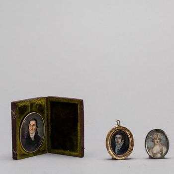 THREE 19TH CENTURY MINIATURES PORTRAITS.