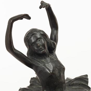 Greta von Braun-Gisenfeld, Dancer.