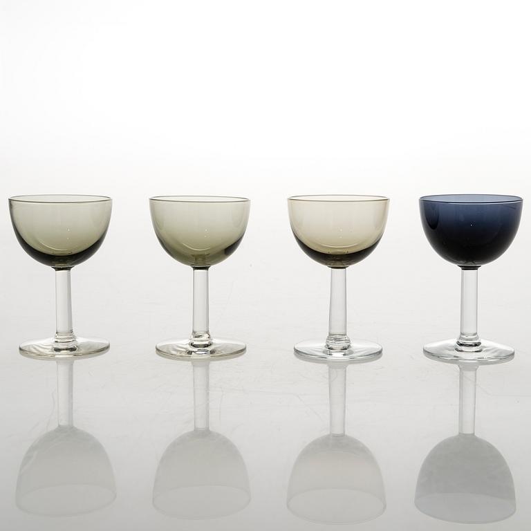 SAARA HOPEA, 19 glasses for Nuutajärvi Notsjö.