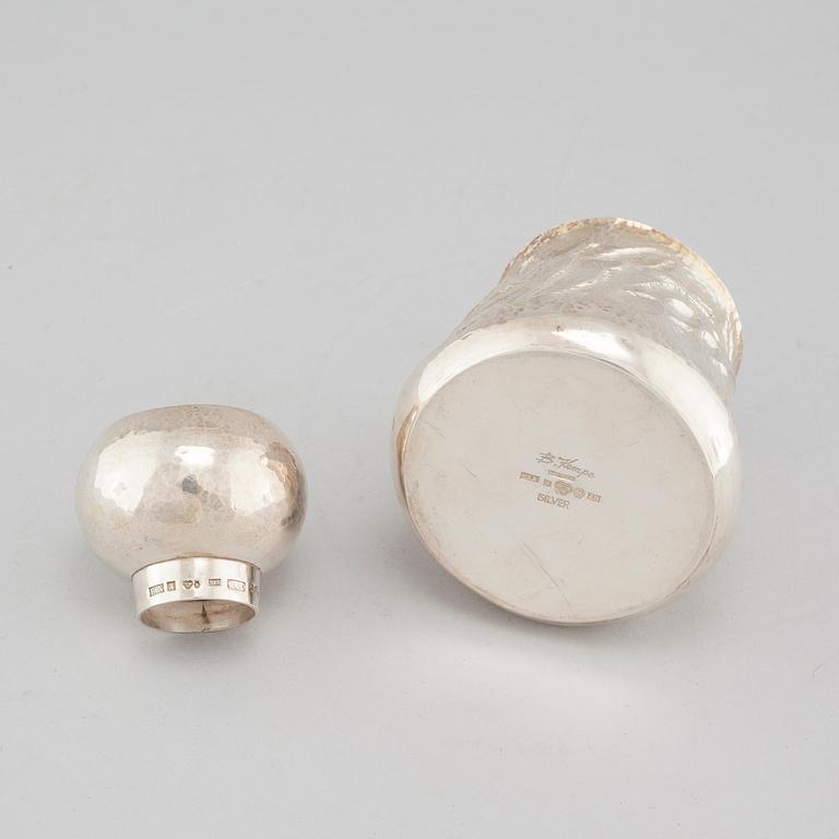A silver vase and bowl by Bertil Kempe for Corpus, Västerås, 1974 and 1975 respectively.