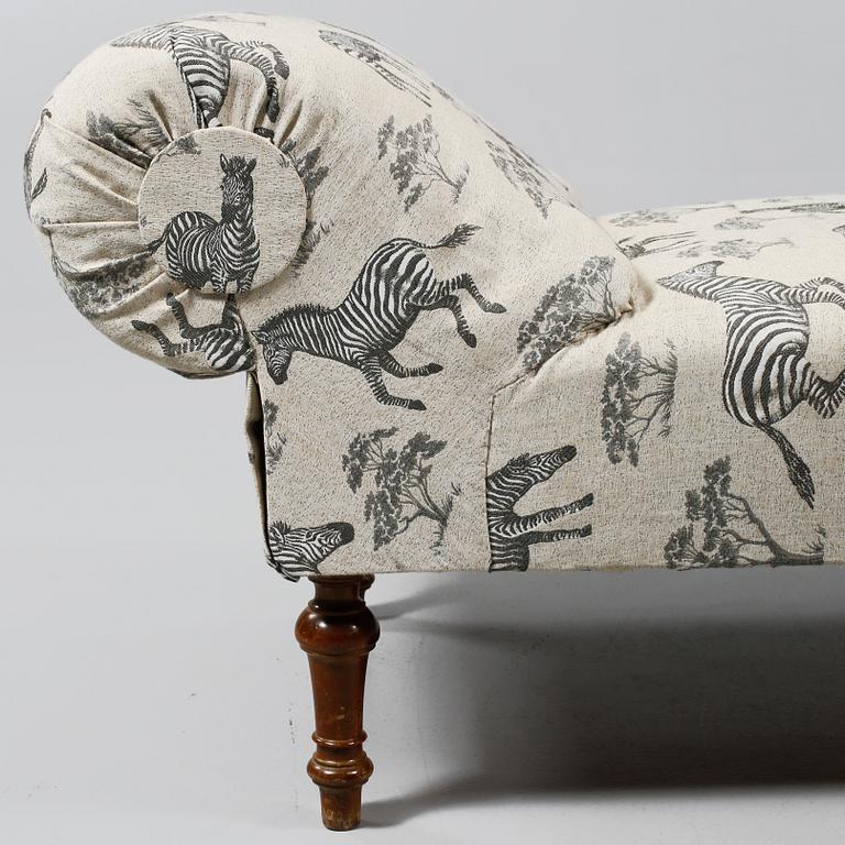 SCHÄSLONG, nyrenässans, 1800-talets slut.