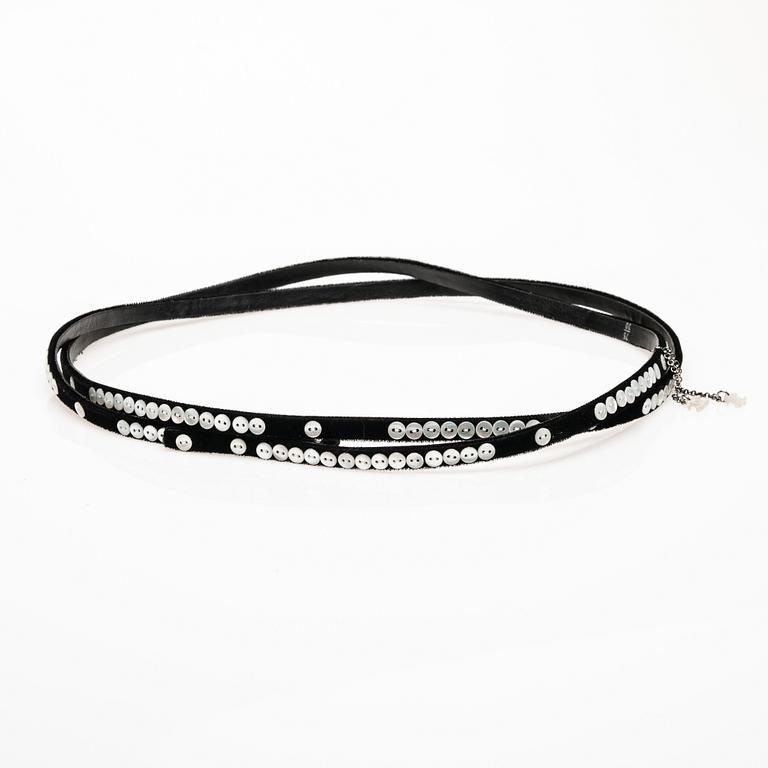 SKÄRP, Chanel.