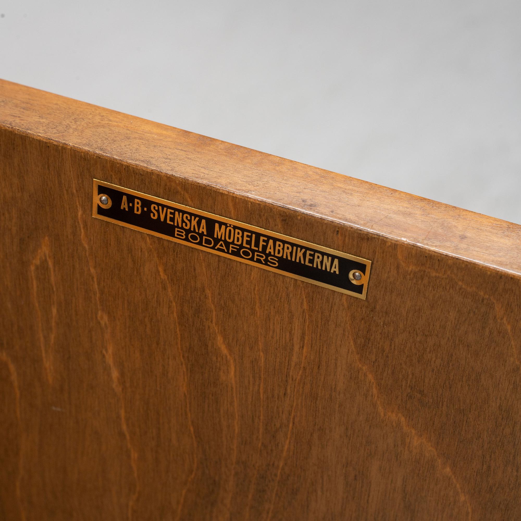 Axel Larsson, cabinet, "1000 series", Svenska Möbelfabrikerna Bodafors, 1930s.