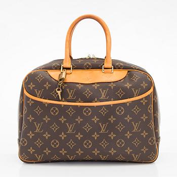 Louis Vuitton, a Monogram Canvas 'Deauville' bag.