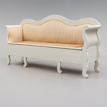 SOFFA, 1800-talets mitt.