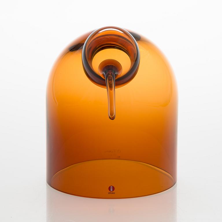 Oiva Toikka, a glass bird. Signed O Toikk Iittala.